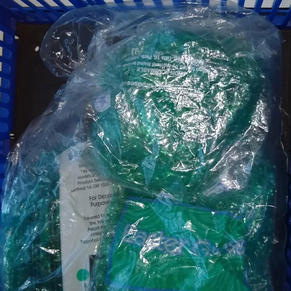 Green & beige Plastic Easter Grass x 3 Packages + free